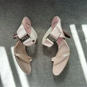 靴 Vintage Dior Pink Satin Pumps 36 Pink Dior Shoes - Etsy